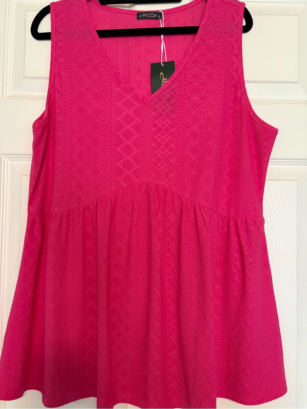 Sleeveless V-Neck Tank Top - Bright Fuchsia